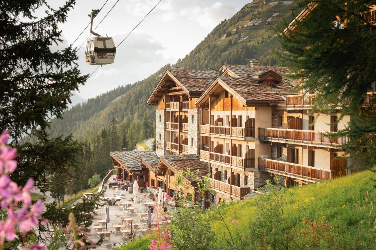 & Carlina 4* La Plagne